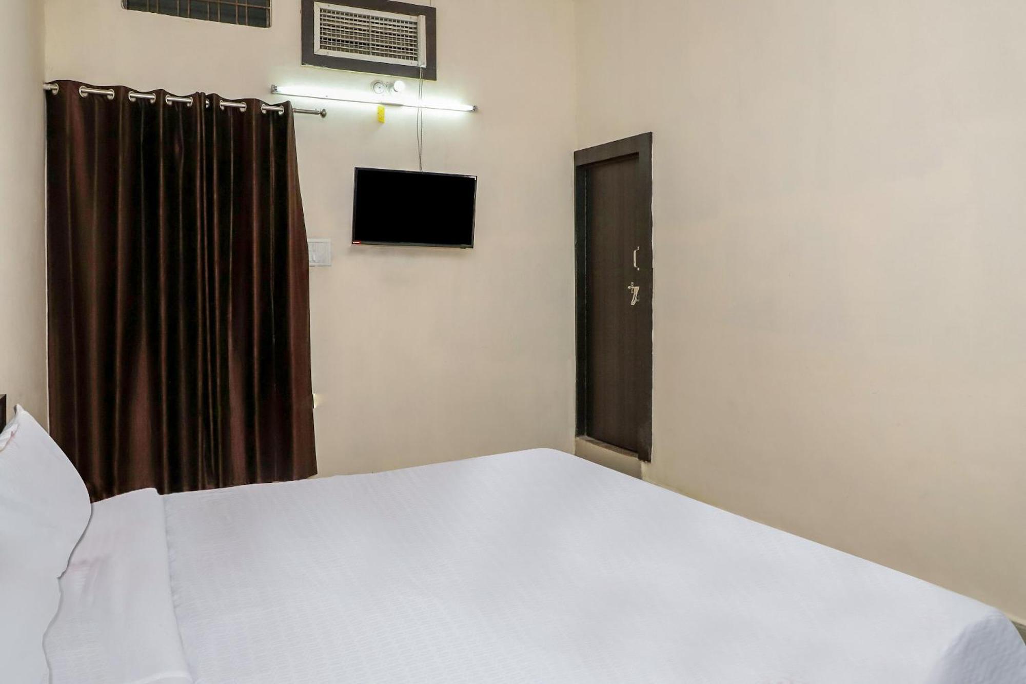 Oyo Hotel Duke Inn Jhānsi Екстериор снимка